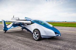 Illustration for article titled "Flying Car" Crash in Florida Leaves Two Injured